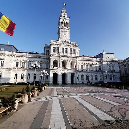 アラドCasa Clauアパートメント エクステリア 写真
